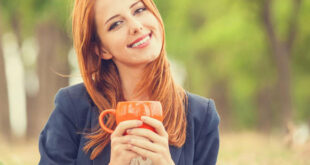 Tersenyum, Kunci Bahagia